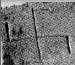 Свастика на надгробии в Катакомбах С. Каллисто (Catacombs of S. Callisto). Исследования показали, что в первые три столетия Христианства, Гаммадион / Свастика была единственной формой Креста, которую использовали в Катакомбах Христиане.